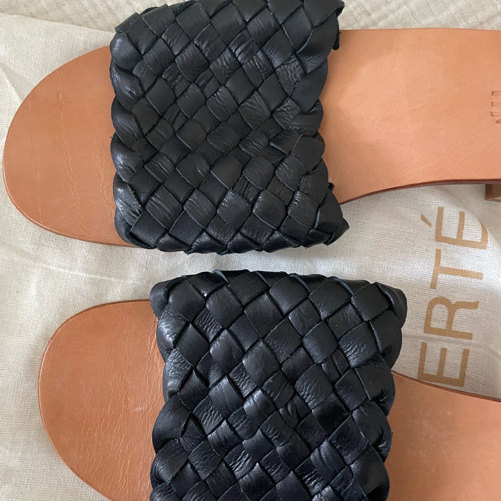 Never worn liberte sandal with mini heel